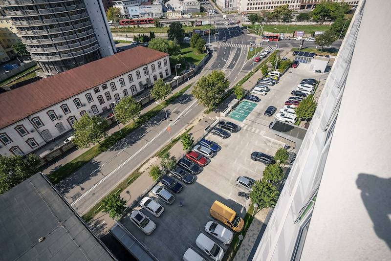 Moderne Büroflächen im erweiterten Stadtzentrum (von 17m2 bis 173m2)