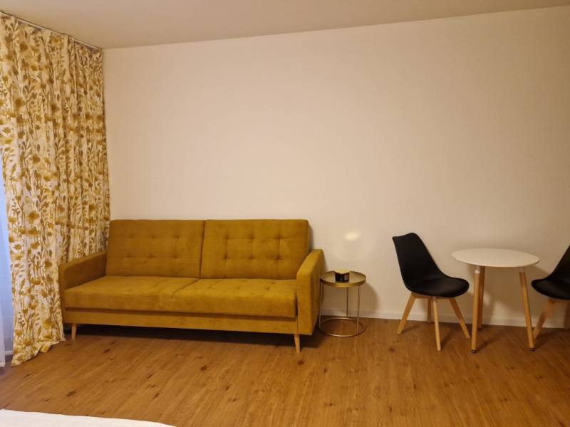 Mieten 1-Zimmer-Wohnung, 1-Zimmer-Wohnung, Na piesku, Bratislava - Ruž