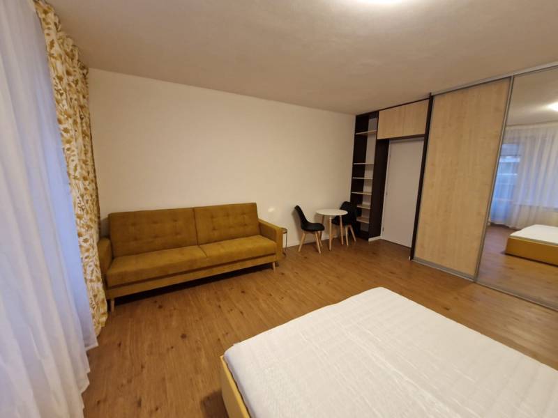 Mieten 1-Zimmer-Wohnung, 1-Zimmer-Wohnung, Na piesku, Bratislava - Ruž