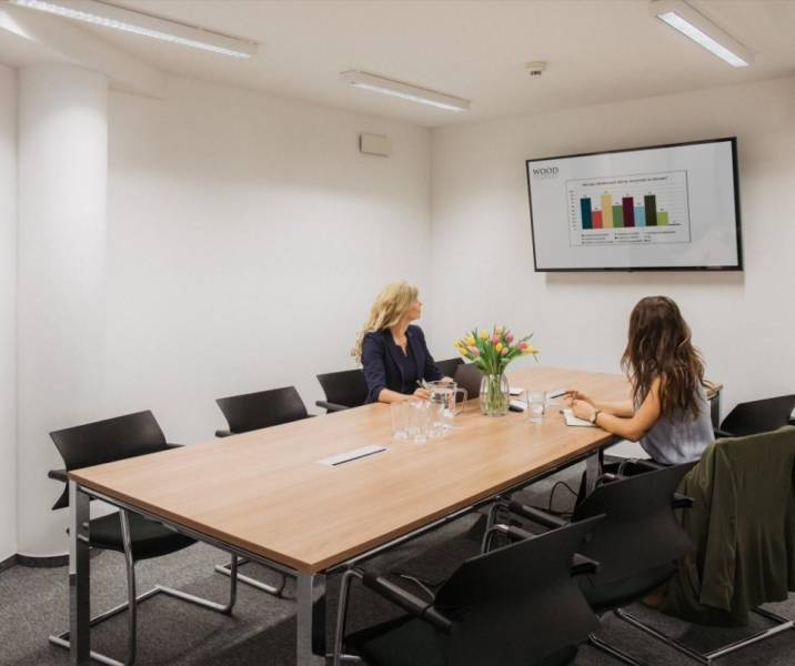 Moderne Büroflächen zur Miete in einem Neubau im erweiterten Zentrum