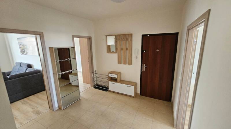 4-Zimmer-Wohnung mit Balkon in ruhiger Lage, Bratislava – Dlhé Diely