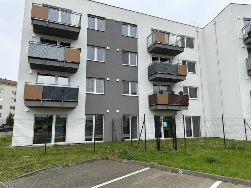 Mieten 3-Zimmer-Wohnung, 3-Zimmer-Wohnung, Hlavná, Trnava, Slowakei