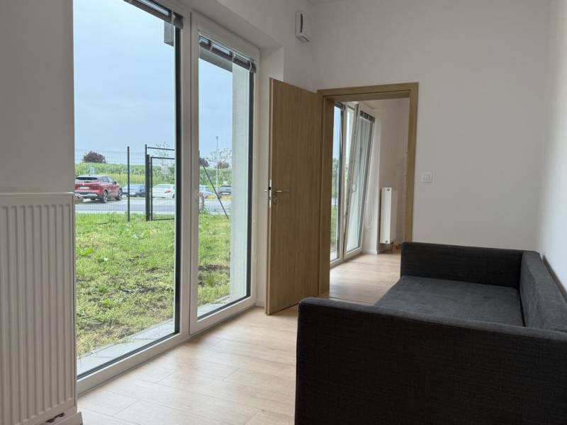 Mieten 3-Zimmer-Wohnung, 3-Zimmer-Wohnung, Hlavná, Trnava, Slowakei