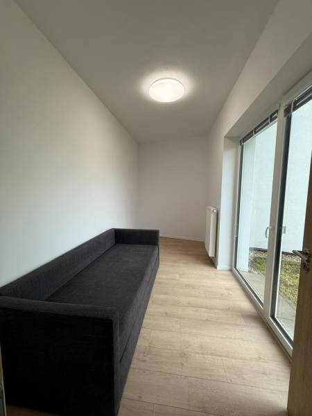 Mieten 3-Zimmer-Wohnung, 3-Zimmer-Wohnung, Hlavná, Trnava, Slowakei