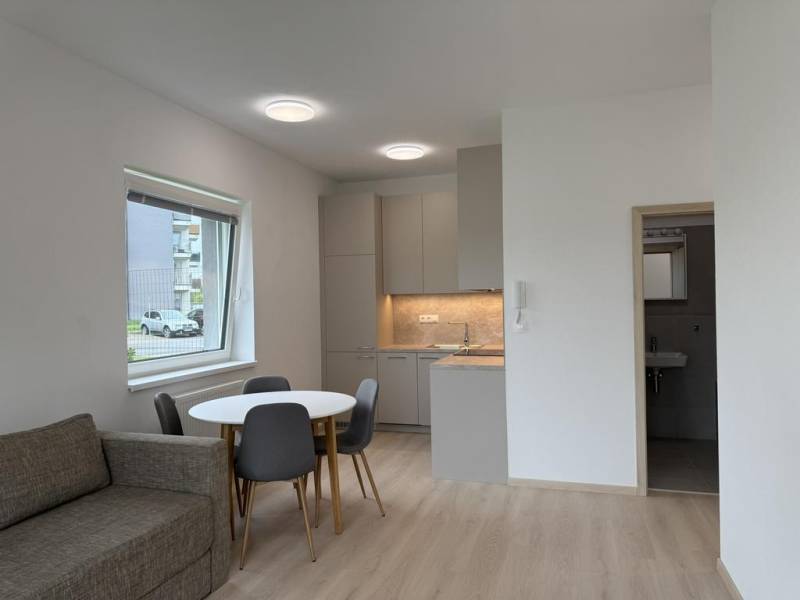 Mieten 2-Zimmer-Wohnung, 2-Zimmer-Wohnung, Hlavná, Trnava, Slowakei