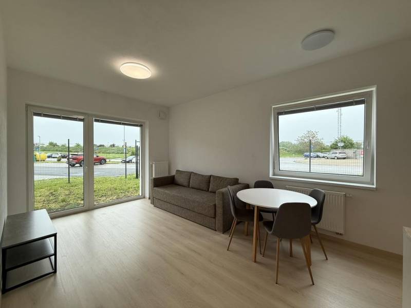 Mieten 2-Zimmer-Wohnung, 2-Zimmer-Wohnung, Hlavná, Trnava, Slowakei