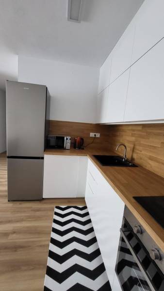 Mieten 3-Zimmer-Wohnung, 3-Zimmer-Wohnung, Mahulanka, Pezinok, Slowake