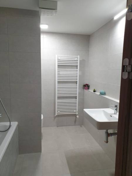 Mieten 2-Zimmer-Wohnung, 2-Zimmer-Wohnung, Jarabinková, Bratislava - R