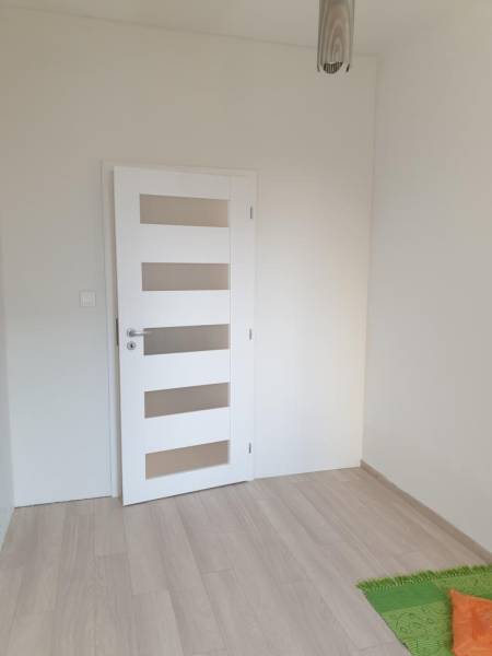 Mieten 2-Zimmer-Wohnung, 2-Zimmer-Wohnung, Jarabinková, Bratislava - R