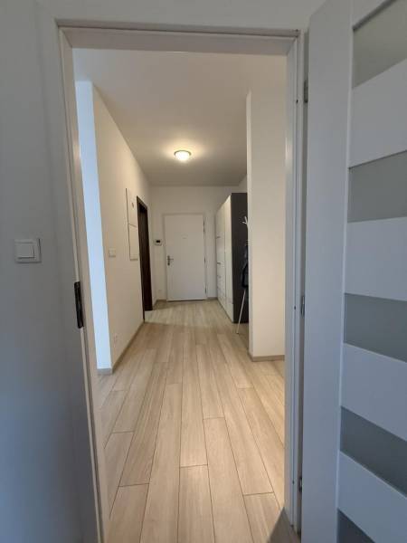 Mieten 2-Zimmer-Wohnung, 2-Zimmer-Wohnung, Jarabinková, Bratislava - R