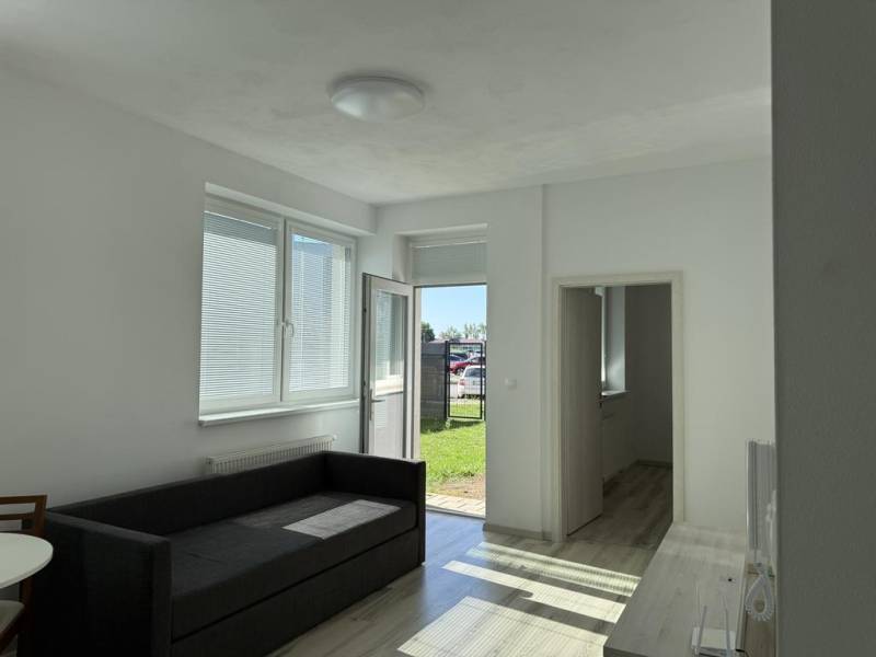 Mieten 2-Zimmer-Wohnung, 2-Zimmer-Wohnung, Hlavná, Trnava, Slowakei