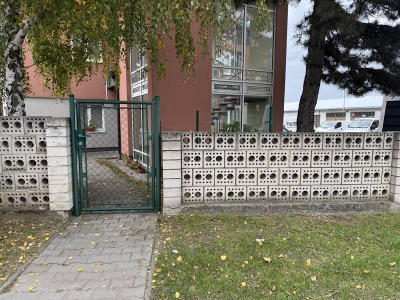 Mieten Lager und Hallen, Lager und Hallen, Šenkvická cesta, Pezinok, S