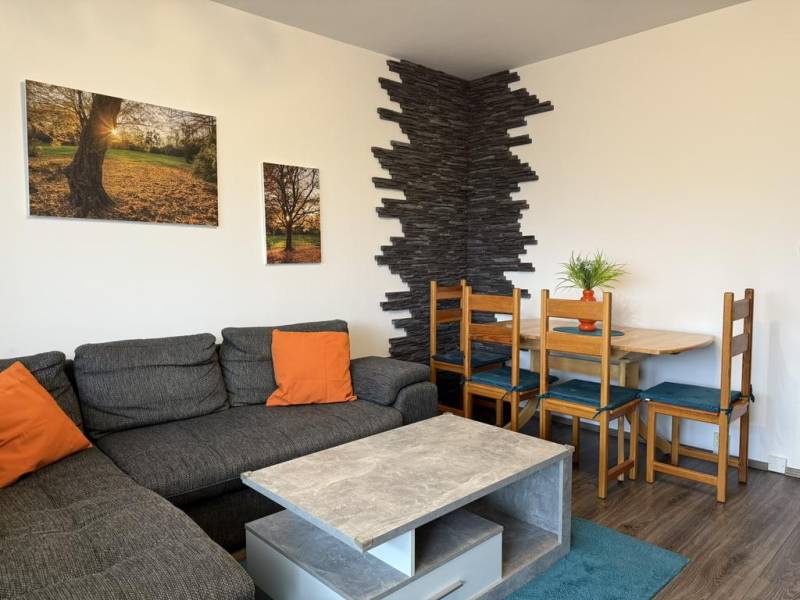 Mieten 3-Zimmer-Wohnung, 3-Zimmer-Wohnung, Rovniankova, Bratislava - P