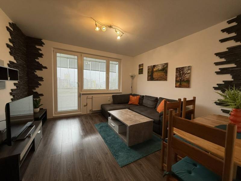 Mieten 3-Zimmer-Wohnung, 3-Zimmer-Wohnung, Rovniankova, Bratislava - P