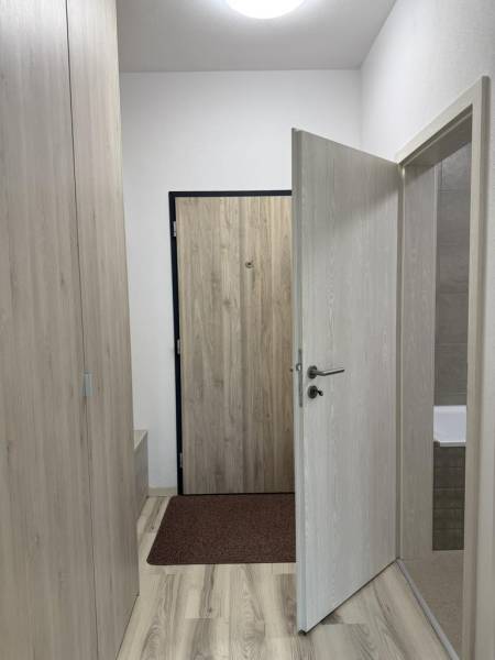 Mieten 3-Zimmer-Wohnung, 3-Zimmer-Wohnung, Hlavná, Trnava, Slowakei