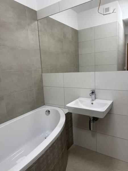 Mieten 3-Zimmer-Wohnung, 3-Zimmer-Wohnung, Hlavná, Trnava, Slowakei