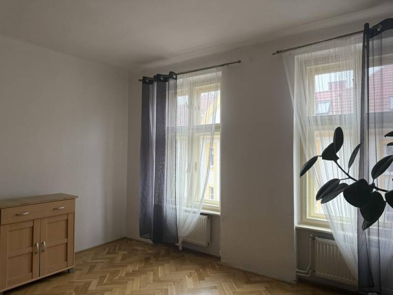 Mieten 1-Zimmer-Wohnung, 1-Zimmer-Wohnung, Mestská, Bratislava - Nové 