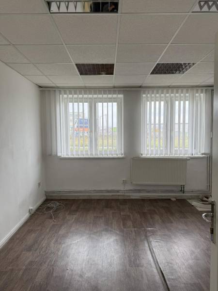 Mieten Lager und Hallen, Lager und Hallen, Šenkvická cesta, Pezinok, S