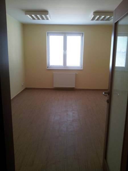 Mieten Lager und Hallen, Lager und Hallen, Šenkvická cesta, Pezinok, S