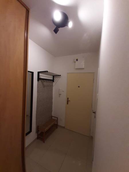 Mieten 1-Zimmer-Wohnung, 1-Zimmer-Wohnung, Andreja Mráza, Bratislava -