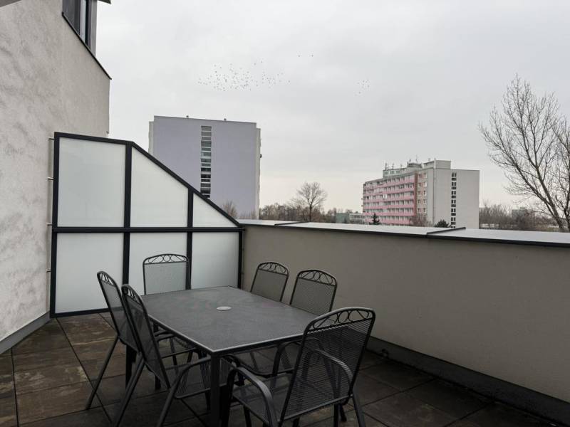 Kaufen 3-Zimmer-Wohnung, 3-Zimmer-Wohnung, Rybničná, Bratislava - Vajn