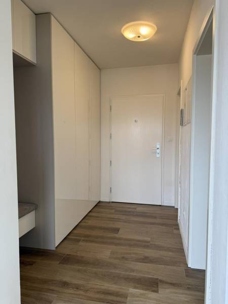 Mieten 3-Zimmer-Wohnung, 3-Zimmer-Wohnung, Moyzesova, Pezinok, Slowake