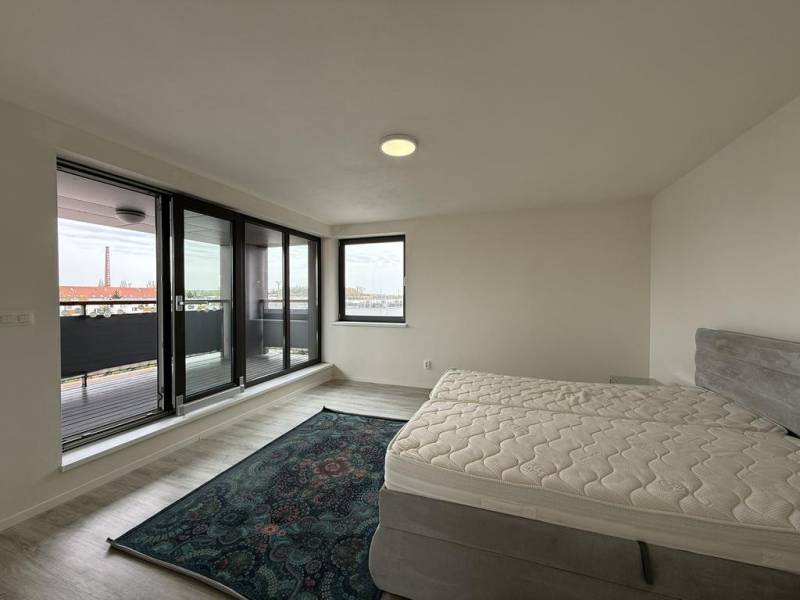 Mieten 3-Zimmer-Wohnung, 3-Zimmer-Wohnung, Moyzesova, Pezinok, Slowake