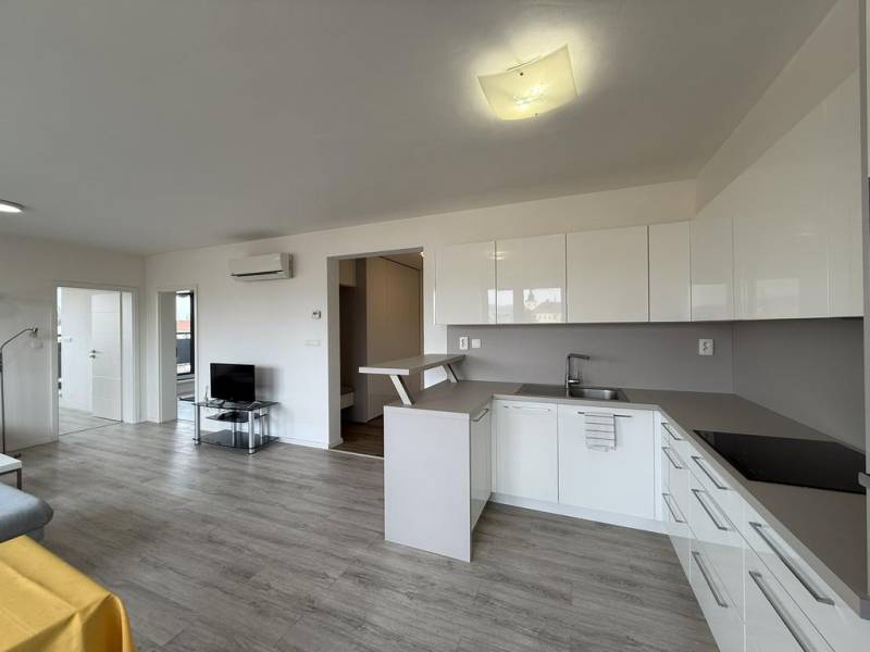 Mieten 3-Zimmer-Wohnung, 3-Zimmer-Wohnung, Moyzesova, Pezinok, Slowake